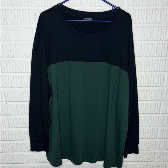 Bloomchic Black and Green Long Sleeve Shirt Color Block - Picture 1 of 4